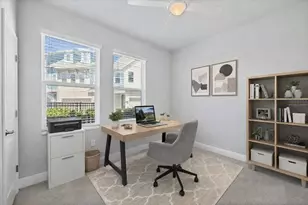 2340 Lindstrom St, Sarasota, FL 34237 - Photo 29