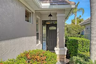 6519 Oakland Hills Dr, Lakewood Ranch, FL 34202 - Photo 3