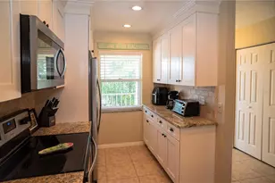 433 Cerromar Ln, Venice, FL 34293 - Photo 5