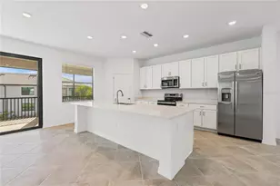 5608 Summit Pointe Circle, Bradenton, FL 34210 - Photo 7