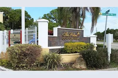 2700 Coconut Bay Lane #1L, Sarasota, FL 34237 - Photo 1