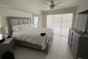 521 Penny Royal Pl, Venice, FL 34293 - Photo 15