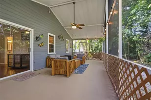 331 Bearded Oaks Cir, Sarasota, FL 34232 - Photo 19