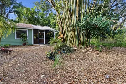 331 Bearded Oaks Circle, Sarasota, FL 34232 - Photo 23