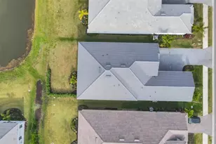 17920 Palmiste Dr, Bradenton, FL 34202 - Photo 43