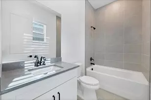 17920 Palmiste Dr, Bradenton, FL 34202 - Photo 31