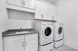 17920 Palmiste Dr, Bradenton, FL 34202 - Photo 33