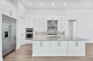 17920 Palmiste Dr, Bradenton, FL 34202 - Photo 15