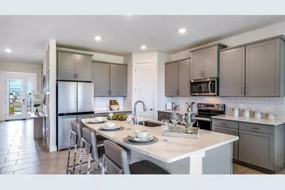 9423 Bella Mar Trail, Parrish, FL 34219 - Photo 9