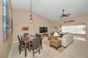 824 Manchester Woods Dr, Sun City Center, FL 33573 - Photo 9