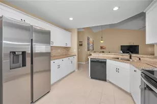 824 Manchester Woods Dr, Sun City Center, FL 33573 - Photo 13