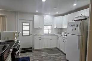 3313 Overcup Oak Terrace, Sarasota, FL 34237 - Photo 7