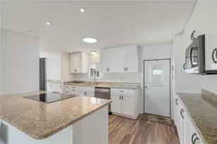 712 Blackburn Blvd, North Port, FL 34287 - Photo 7