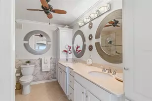 19 Whispering Sands Dr, Sarasota, FL 34242 - Photo 23