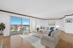 2301 Gulf of Mexico Dr, Longboat Key, FL 34228 - Photo 5