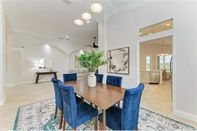 7423 Lake Forest Glen, Lakewood Ranch, FL 34202 - Photo 23