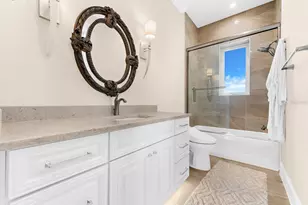 511 Bayview Dr, Holmes Beach, FL 34217 - Photo 49