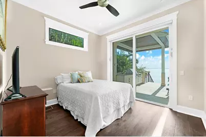 511 Bayview Drive, Holmes Beach, FL 34217 - Photo 65