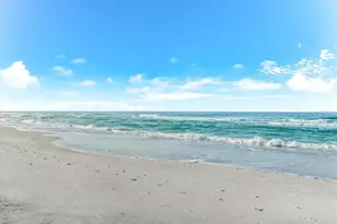 102 68th St, Holmes Beach, FL 34217 - Photo 35