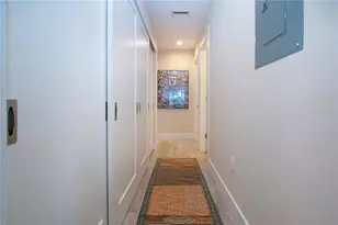 1200 E Peppertree Ln, Sarasota, FL 34242 - Photo 45