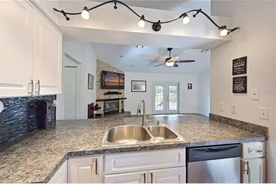 5509 18th Avenue E, Bradenton, FL 34208 - Photo 9