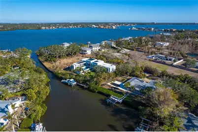 1221 S Basin Lane, Sarasota, FL 34242 - Photo 27