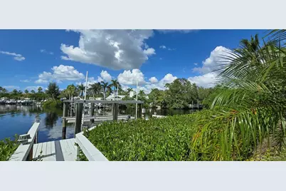 1221 S Basin Lane, Sarasota, FL 34242 - Photo 5