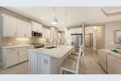 10193 Canaveral Circle, Sarasota, FL 34241 - Photo 9