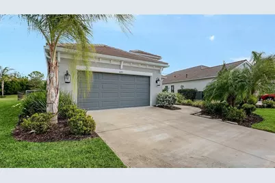 10193 Canaveral Circle, Sarasota, FL 34241 - Photo 3