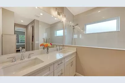 10193 Canaveral Circle, Sarasota, FL 34241 - Photo 19