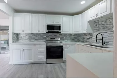 244 Amherst Avenue #16, Sarasota, FL 34232 - Photo 7