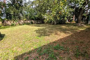 2775 25th St, Sarasota, FL 34234 - Photo 19