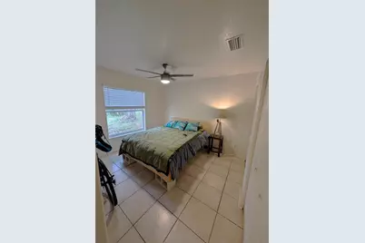 2775 25th Street, Sarasota, FL 34234 - Photo 9