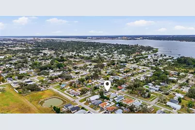 2602 12th Street W, Palmetto, FL 34221 - Photo 3