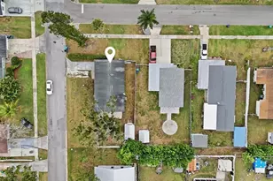 2602 12th St W, Palmetto, FL 34221 - Photo 35