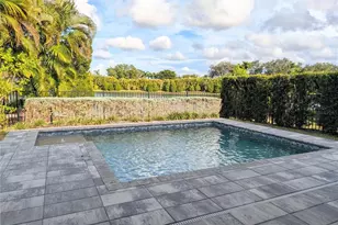 7744 Sandhill Lake Dr, Sarasota, FL 34241 - Photo 29