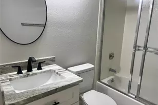 1697 Brookhouse Cir, Sarasota, FL 34231 - Photo 19