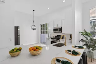 7739 Whitebridge Glen, University Park, FL 34201 - Photo 5