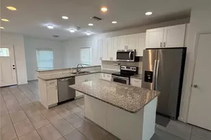 1906 Livingstone St, Sarasota, FL 34231 - Photo 3