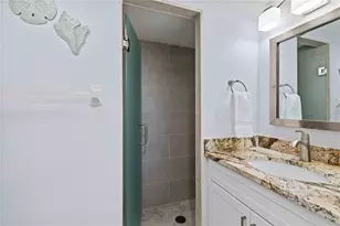 5260 Gulf of Mexico Dr, Longboat Key, FL 34228 - Photo 23