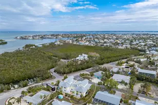 220 82nd St, Holmes Beach, FL 34217 - Photo 35