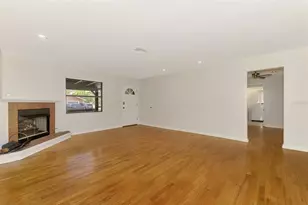 4136 Wake Ave, Sarasota, FL 34241 - Photo 7