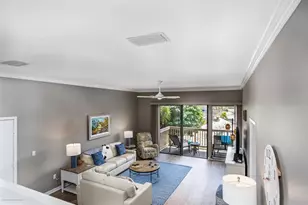 1087 Lake House Cir, Sarasota, FL 34242 - Photo 7