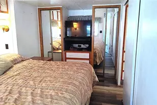 3300 26th Ave E, Bradenton, FL 34208 - Photo 9