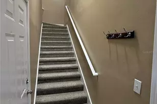 10414 Villa View Cir, Tampa, FL 33647 - Photo 5