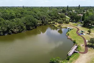 3332 Thornwood Rd, Sarasota, FL 34231 - Photo 53