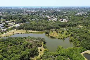 3332 Thornwood Rd, Sarasota, FL 34231 - Photo 49