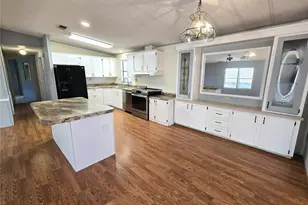 8907 32nd Ave E, Palmetto, FL 34221 - Photo 5