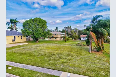 511 84th Street NW, Bradenton, FL 34209 - Photo 3