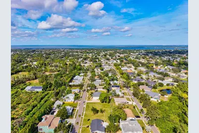 511 84th Street NW, Bradenton, FL 34209 - Photo 9